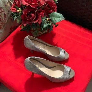 Unisa open Toe shoes with heels- Brand New